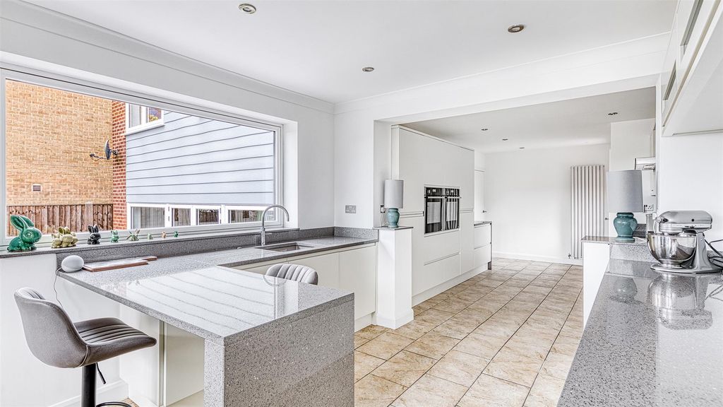 Additional image 7 of 5 bed detached house for saleLodge Drive, Belper DE56