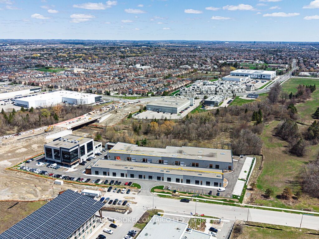Unit 7-195 Cachet Woods Court, Markham, ON, L6C 0Z8