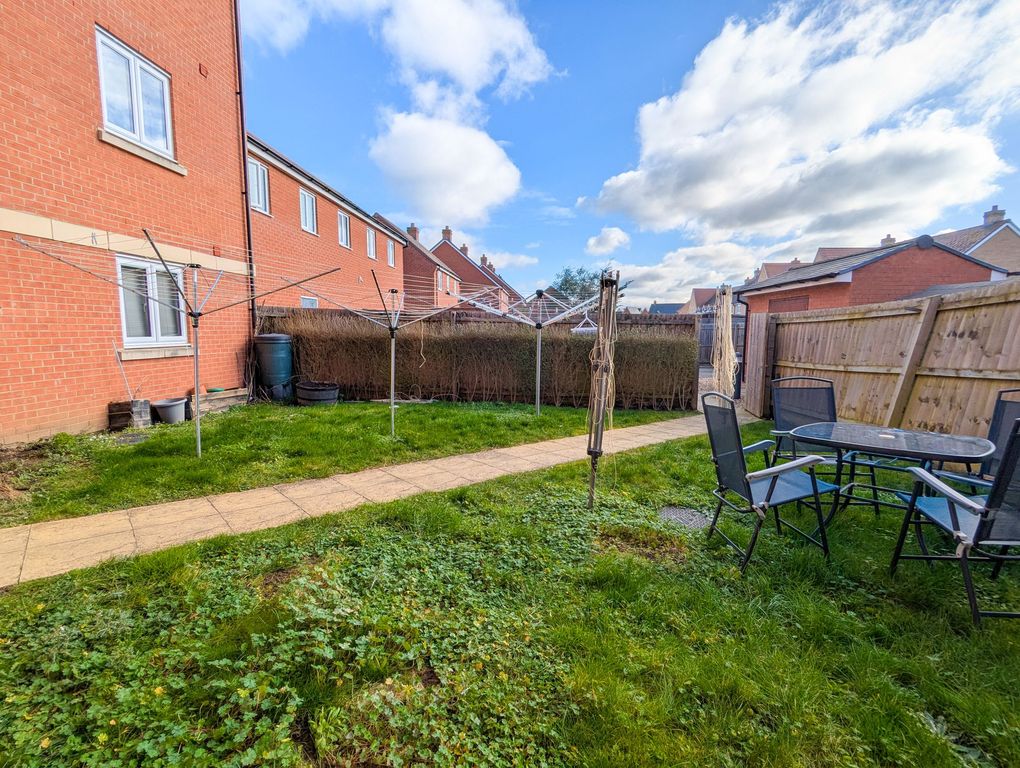 Additional image 16 of 2 bed flat for saleSanger Avenue, Biggleswade SG18