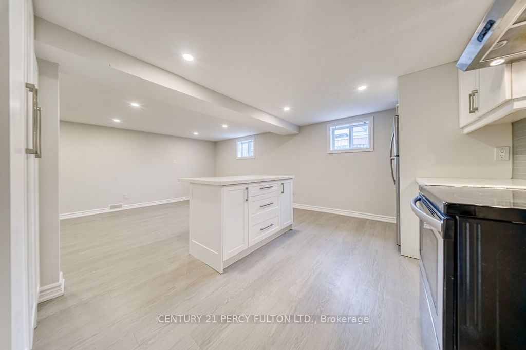 Additional image 4 of Lower-871 Liverpool Road, Pickering, ON, L1W 1S3