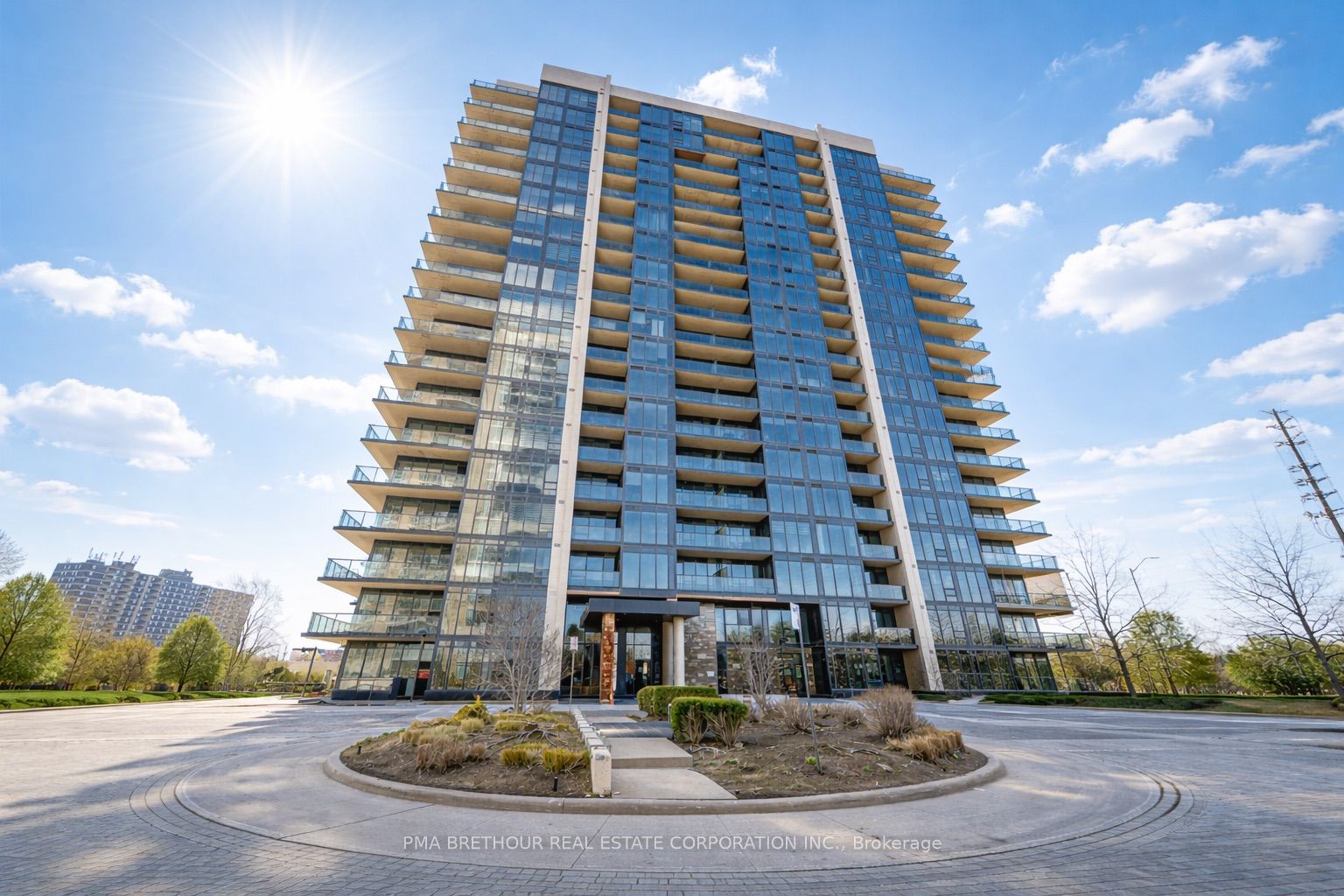 1811-1035 Southdown Road, Mississauga, ON, L5J 0A2