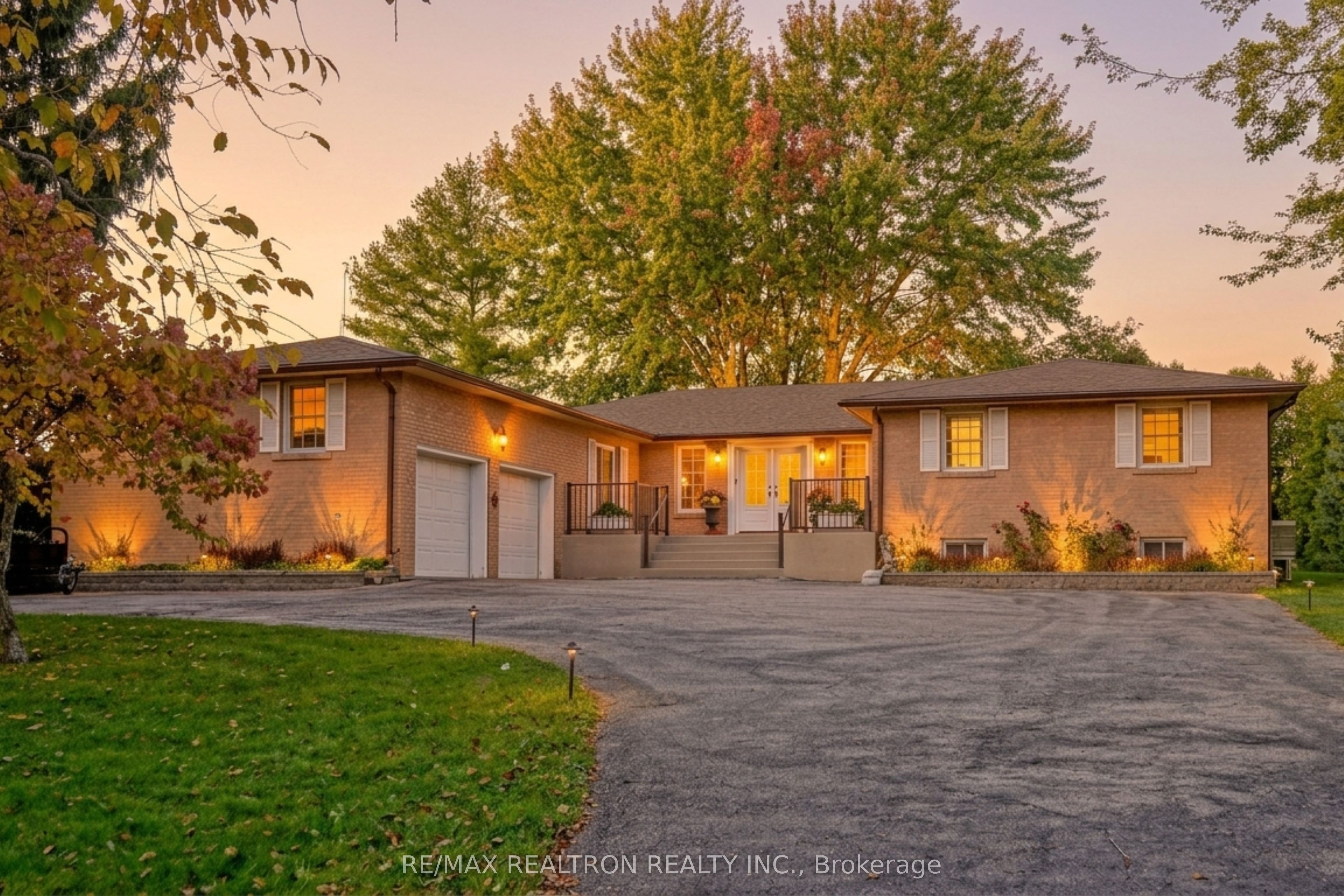 240 Webb Road, Uxbridge, ON, L4A 7X4