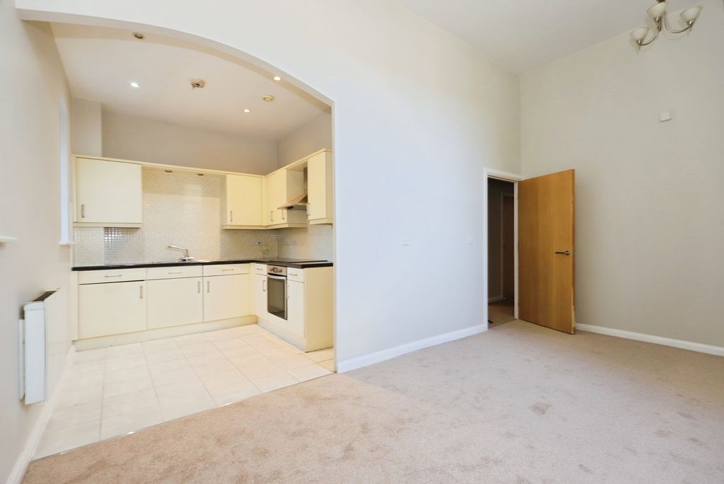 Additional image 11 of 2 bed flat for saleCastle Road, Kidderminster, Worcestershire DY11