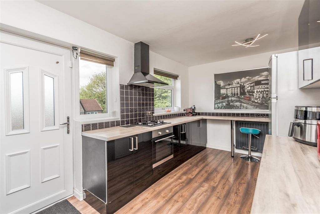 Additional image 7 of 3 bed detached house for saleWheelwright Close, Leeds LS12