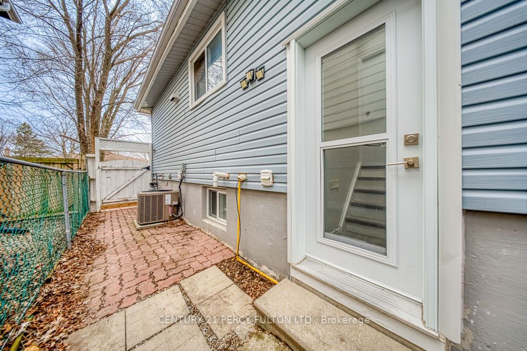 Additional image 2 of Lower-871 Liverpool Road, Pickering, ON, L1W 1S3