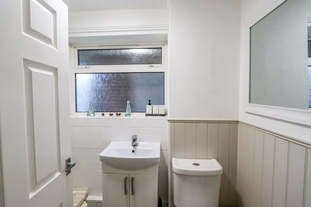 Additional image 6 of 2 bed flat for saleMarley Gardens, Battle TN33