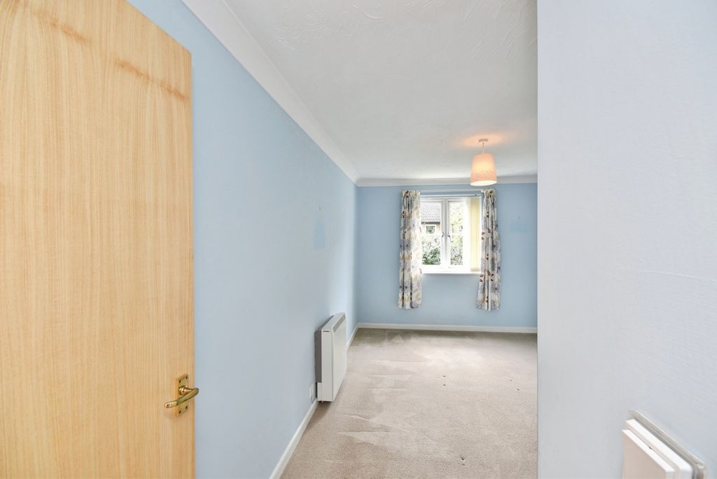 Additional image 9 of 2 bed flat for saleMclay Court, Cardiff CF5