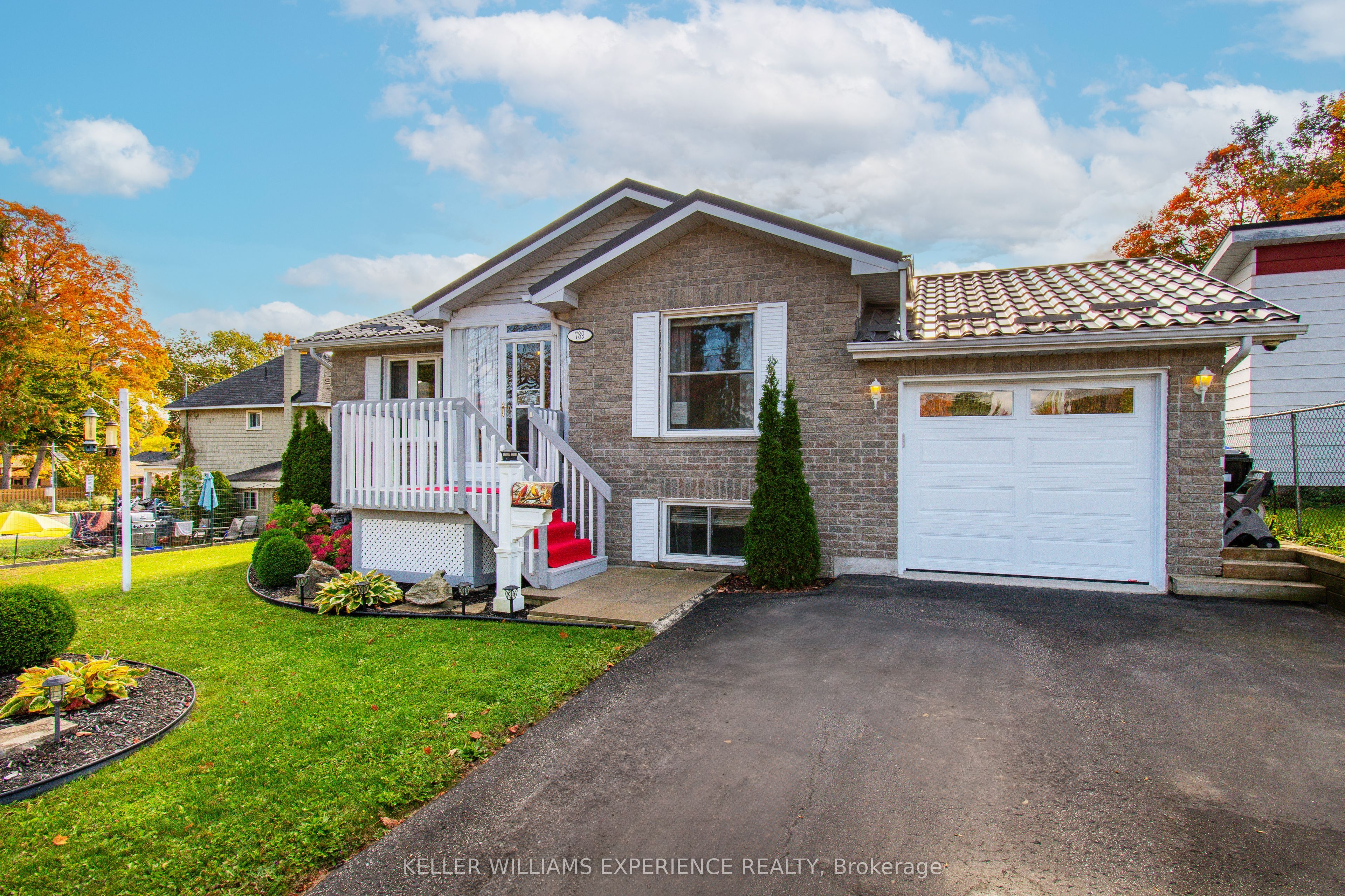 789 Montreal Street, Midland, ON, L4R 1G9