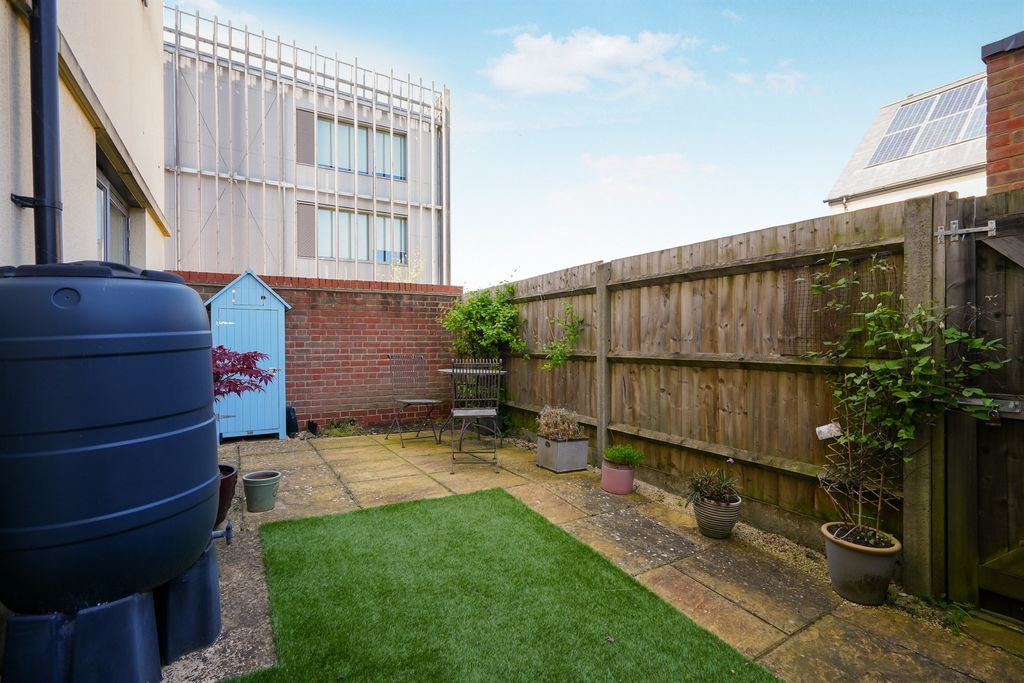 Additional image 16 of 1 bed flat for saleCharlotte Avenue, Bicester OX27