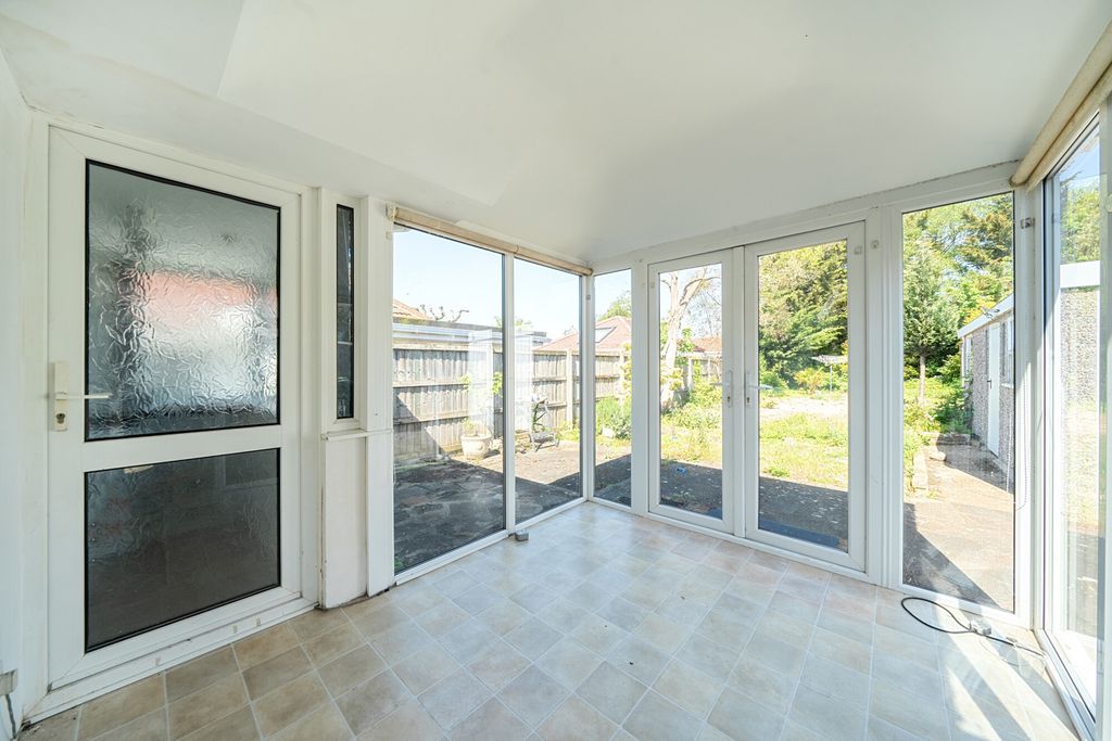 Additional image 12 of 2 bed bungalow for salePenrose Avenue, Watford, Hertfordshire WD19