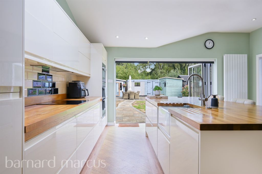 Additional image 2 of 3 bed detached house for saleLeigh Road, Betchworth RH3