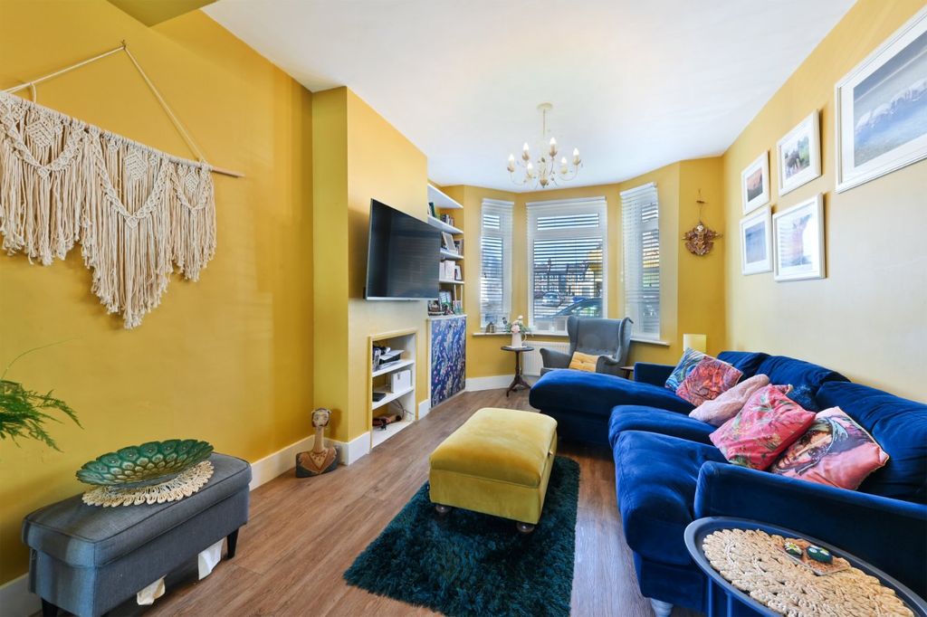 Additional image 10 of 4 bed terraced house for saleChurchfields Road, Beckenham BR3