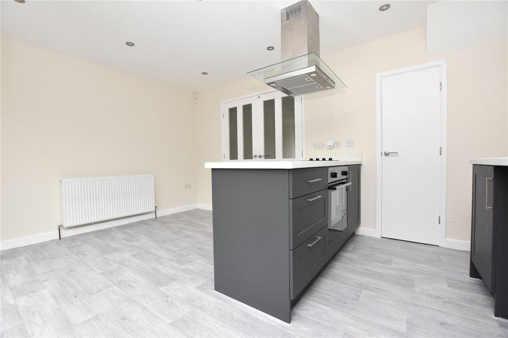 Additional image 5 of 3 bed detached house for saleGreen Hill Croft, Leeds, West Yorkshire LS12