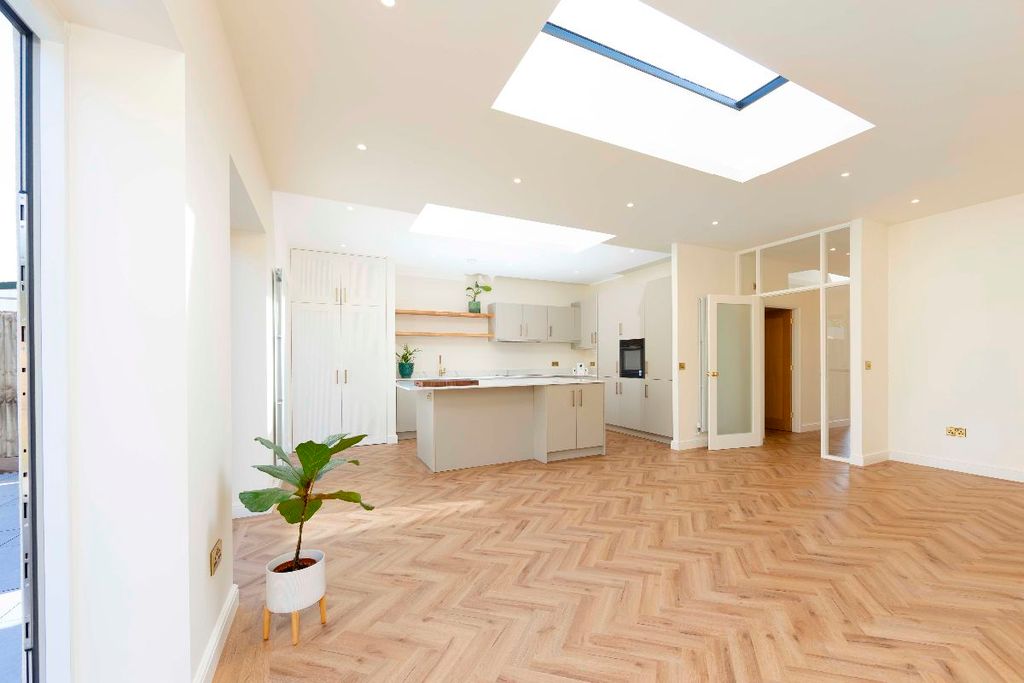 Additional image 32 of 3 bed bungalow for saleTawel Fan, Nelson, Treharris CF46