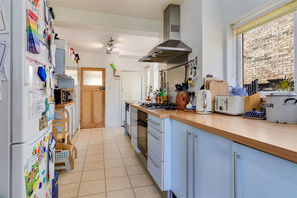 Additional image 6 of 3 bed semi-detached house for saleGreen End Road, Cambridge CB4