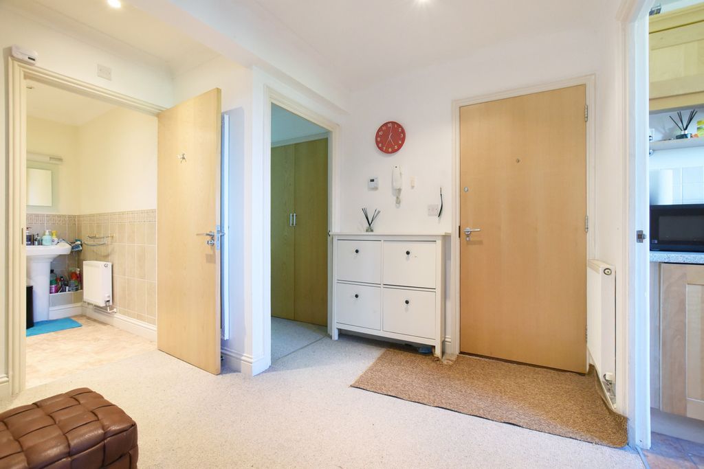 Additional image 3 of 2 bed flat for saleBeachy Head View, St. Leonards TN38
