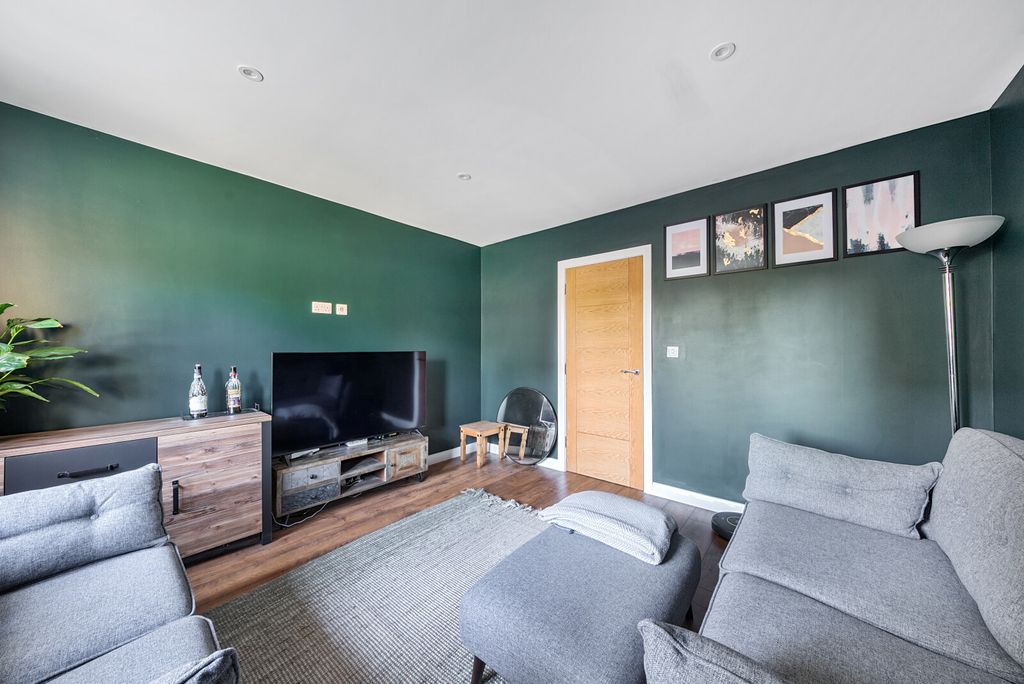 Additional image 14 of 2 bed detached house for saleHawkswell Close, Woking GU21