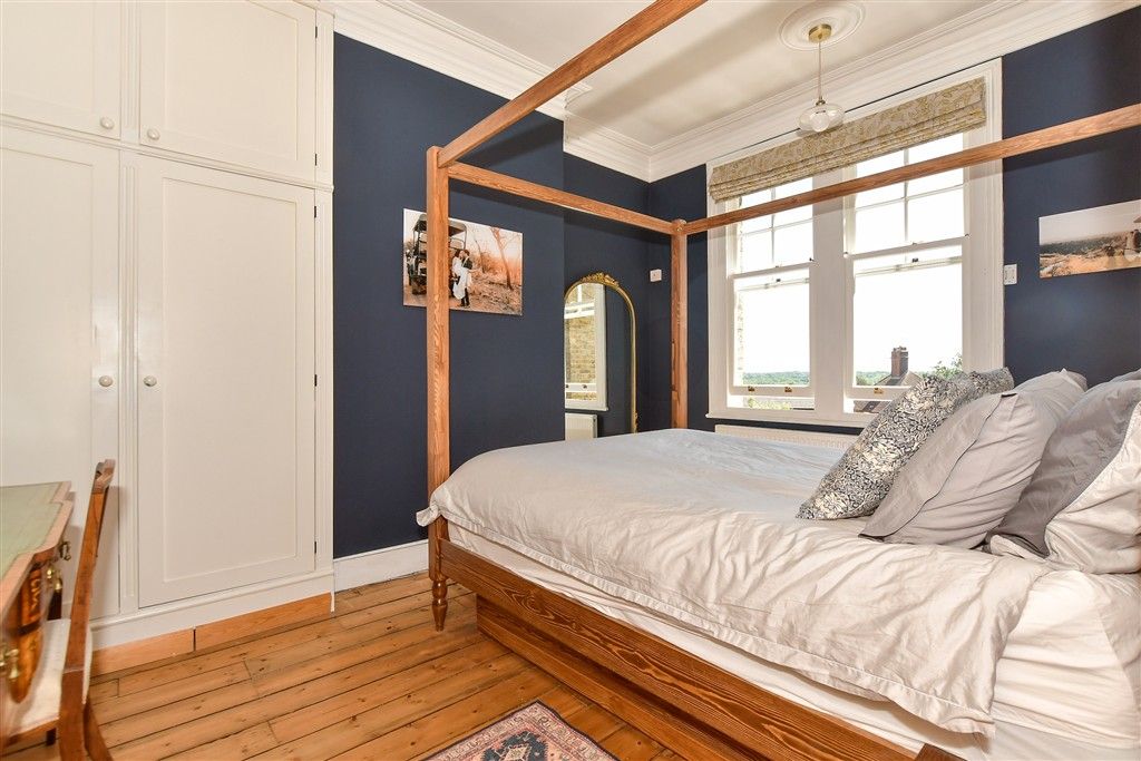 Additional image 10 of 4 bed semi-detached house for saleRussell Road, Buckhurst Hill, Essex IG9