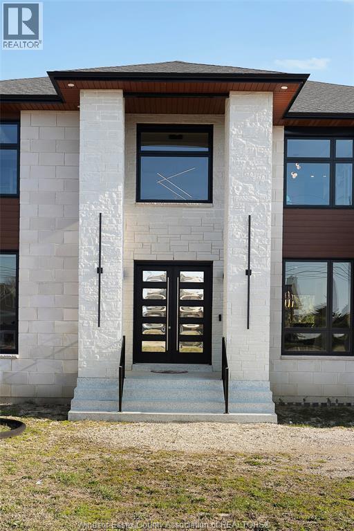 Additional image 4 of 8535 Riverside Drive East, Windsor, ON, N8S1G1