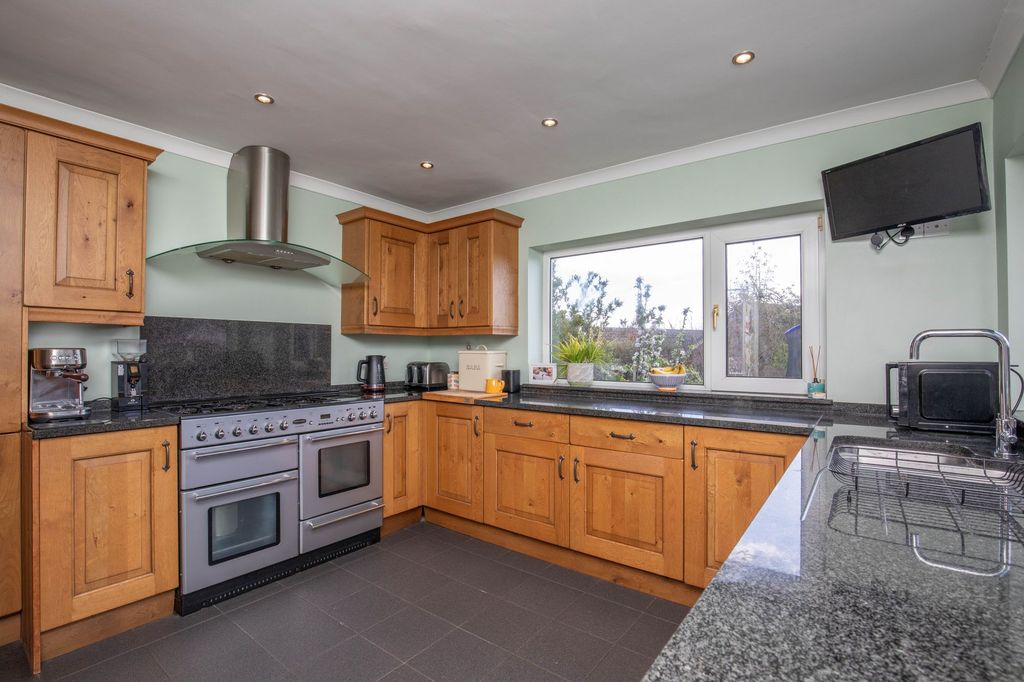 Additional image 3 of 4 bed link detached house for saleParc-Y-Bryn, Creigiau CF15