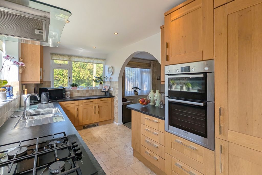 Additional image 7 of 3 bed detached house for saleWoodhead Lane, Brighouse, West Yorkshire HD6
