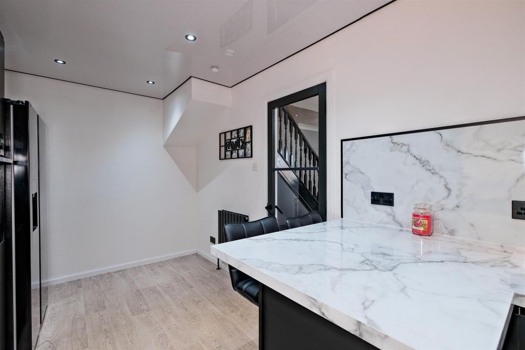 Additional image 7 of 3 bed semi-detached house for saleParkneuk Street, Motherwell ML1