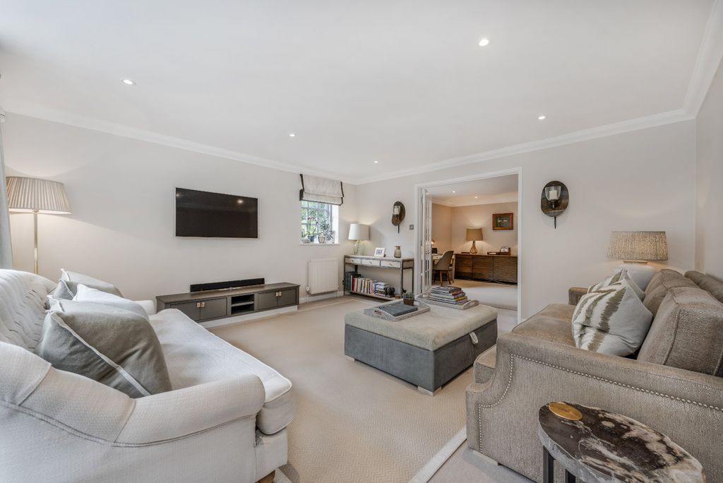 Additional image 3 of 5 bed detached house for saleWoodside Lane, Winkfield, Windsor, Berkshire SL4