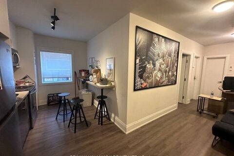 Additional image 7 of 7-595 St Clair Avenue W, Toronto, ON, M6C 1A3