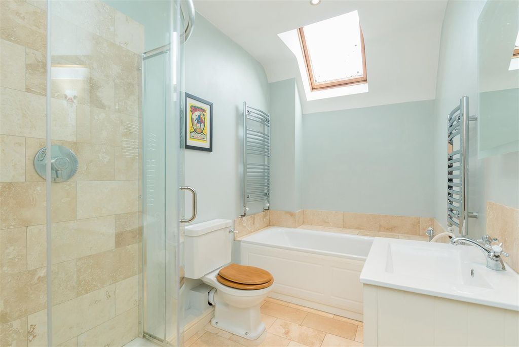 Additional image 15 of 5 bed detached house for saleThe Woodlands, Chesterton, Oxfordshire OX26
