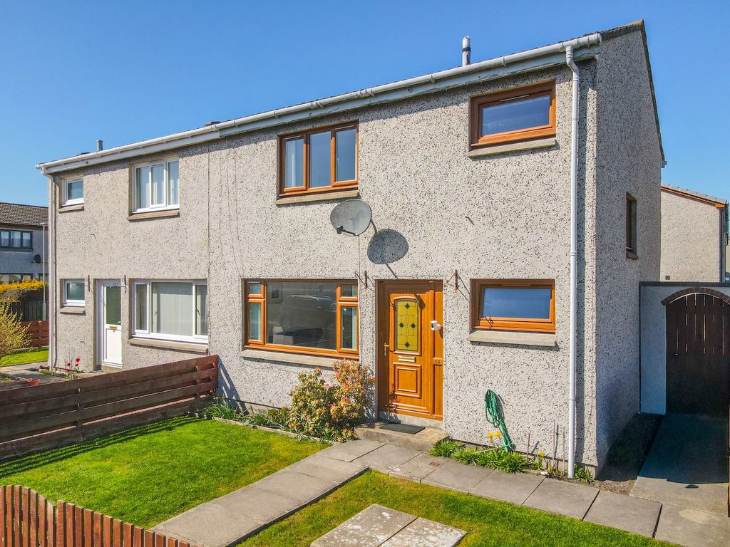 3 bed semi-detached house for sale13 Muirfield Drive, Brora, Sutherland KW9