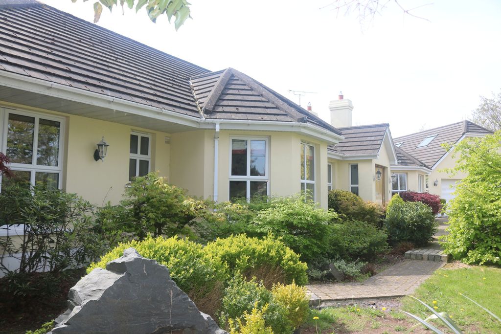 5 bed detached bungalow for saleDrumnaconagher Road, Crossgar BT30 photo 4
