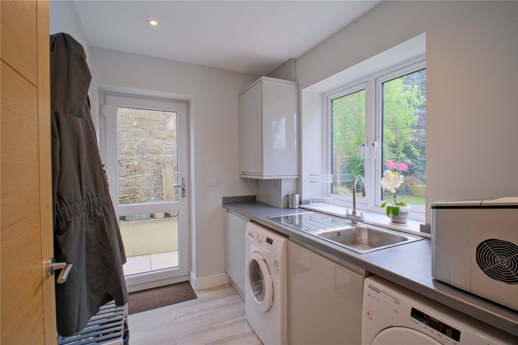 Additional image 10 of 5 bed detached house for saleSouthcott Road, Bideford, Devon EX39