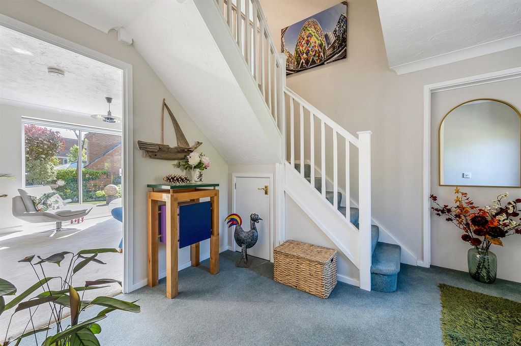 Additional image 7 of 7 bed detached house for saleBorkum Close, Andover SP10