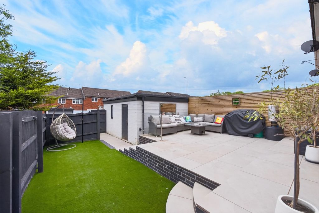 Additional image 10 of 3 bed end terrace house for saleSpringwood, Cardiff, South Glamorgan CF23