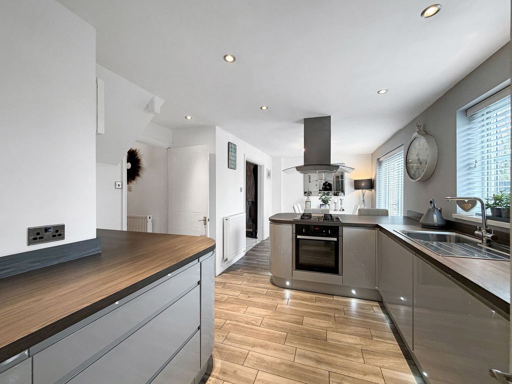 Additional image 13 of 5 bed detached house for saleDowney Grove, Penpedairheol CF82