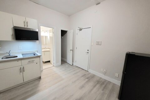 Additional image 6 of 204-1371 King Street W, Toronto, ON, M6K 1H4