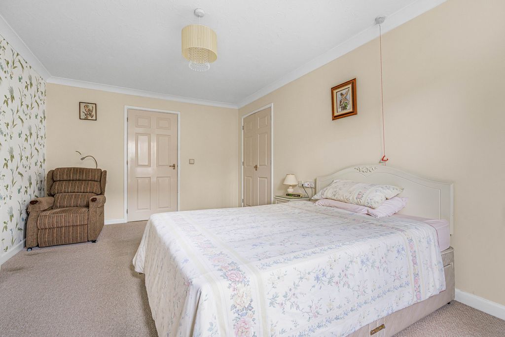 Additional image 8 of 1 bed flat for saleWessex Way, Bicester OX26
