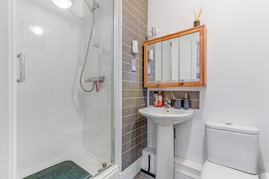 Additional image 9 of 2 bed flat for saleMulberry Lane, Steeton, Keighley, West Yorkshire, UK BD20