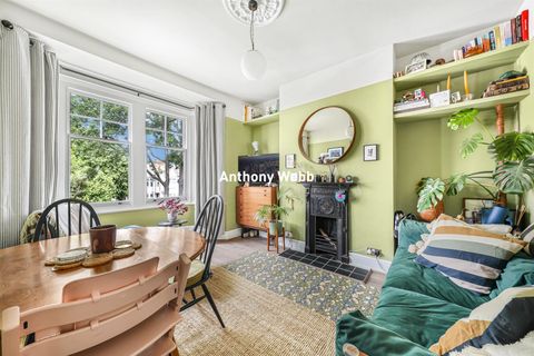Park Avenue, Palmers Green N13