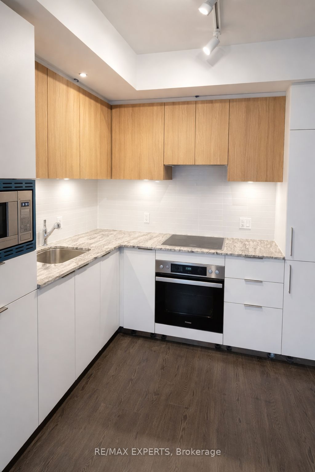 Additional image 3 of 1518-20 O'neil Road, Toronto, ON, M3C 0R2