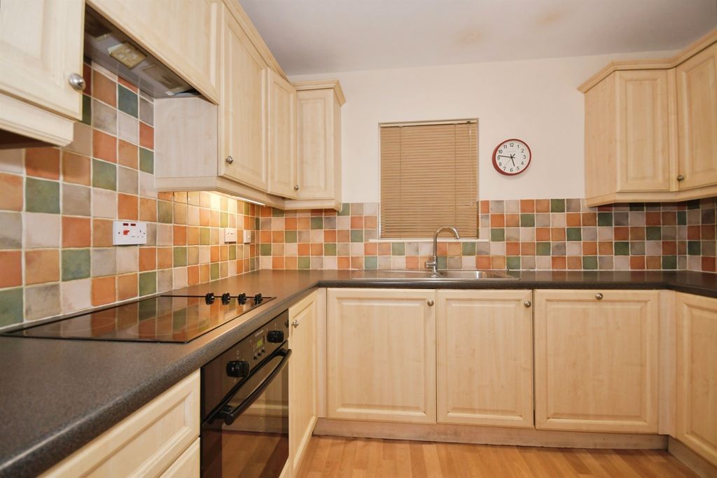 Additional image 7 of 2 bed flat for saleMatlock Street, Bakewell DE45