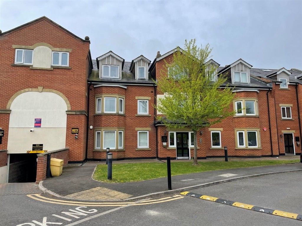 2 bed flat for saleCambridge Square, Middlesbrough TS5