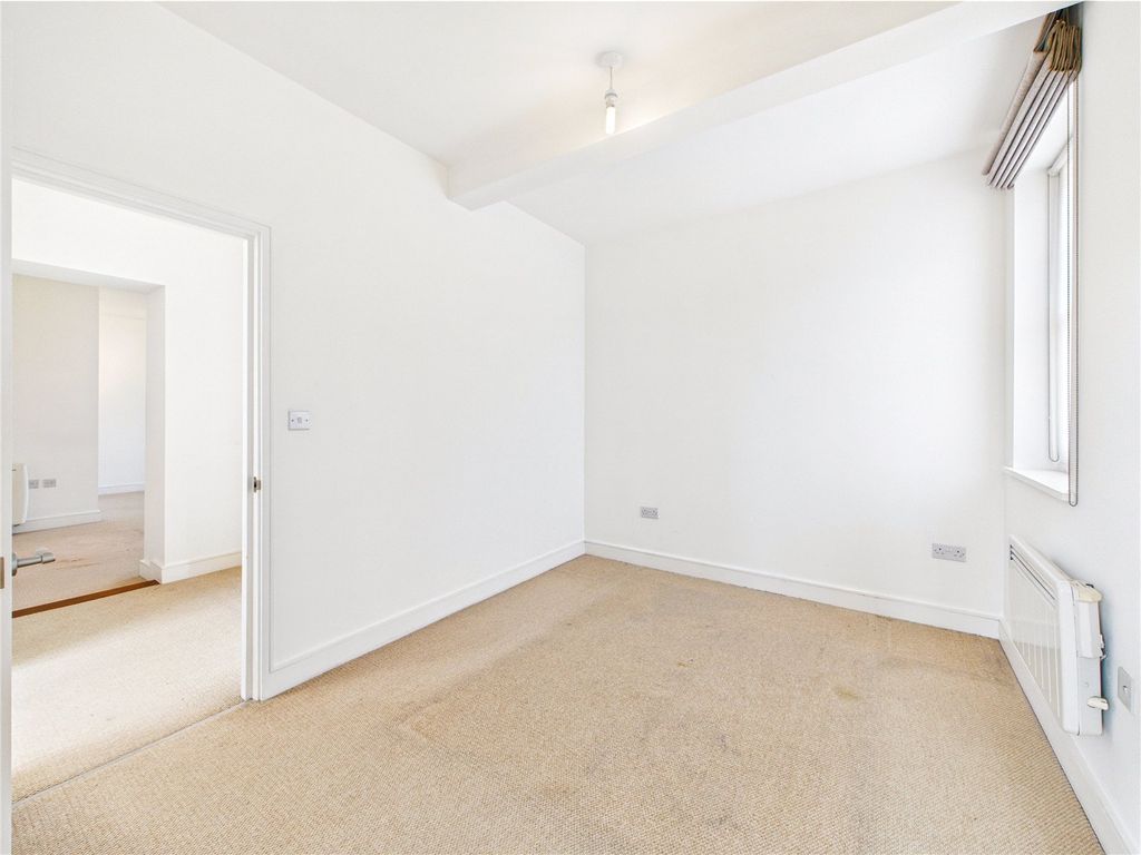 Additional image 7 of 2 bed flat for saleOld St. Michaels Drive, Braintree, Essex CM7