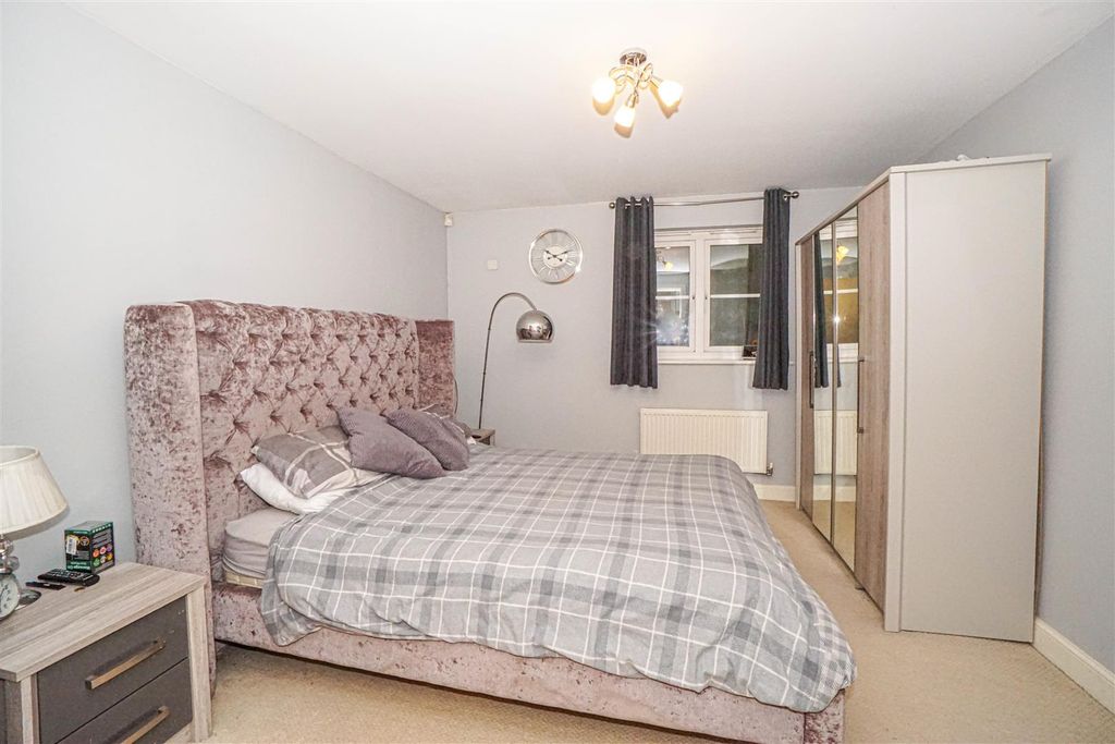 Additional image 10 of 2 bed flat for saleHelmsman Rise, St. Leonards-On-Sea TN38