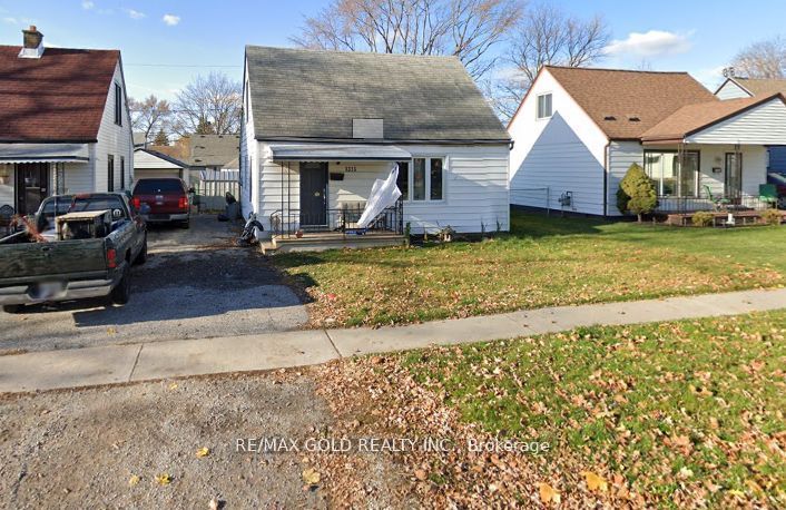 1315 Partington Avenue, Windsor, ON, N9B 2P5
