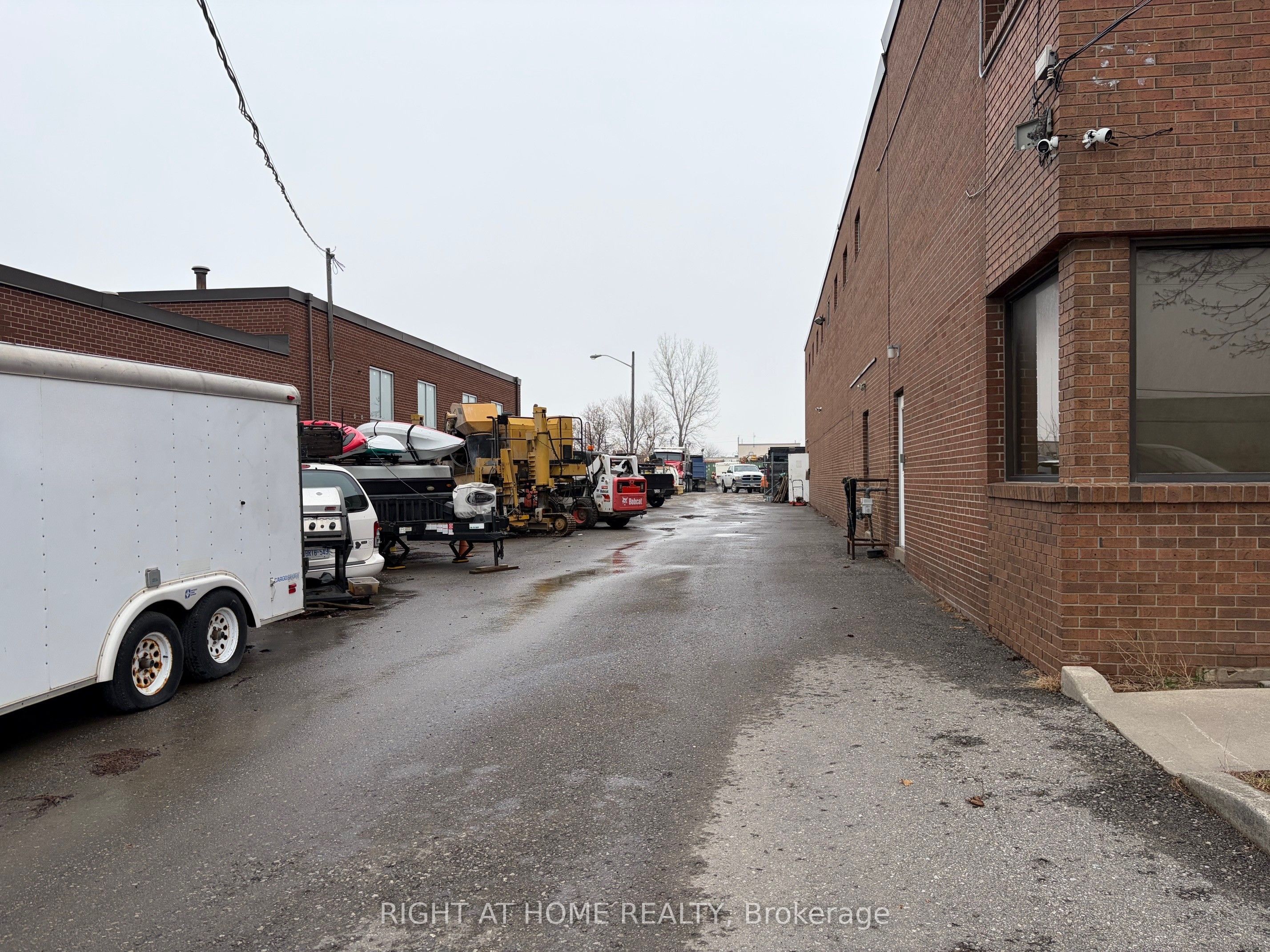 Additional image 3 of 69 Maplecrete Road, Vaughan, ON, L4K 1A5