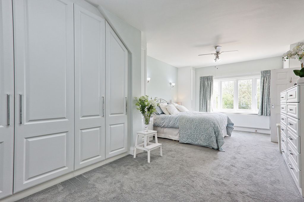 Additional image 13 of 7 bed detached house for saleErnest Road, Emerson Park RM11