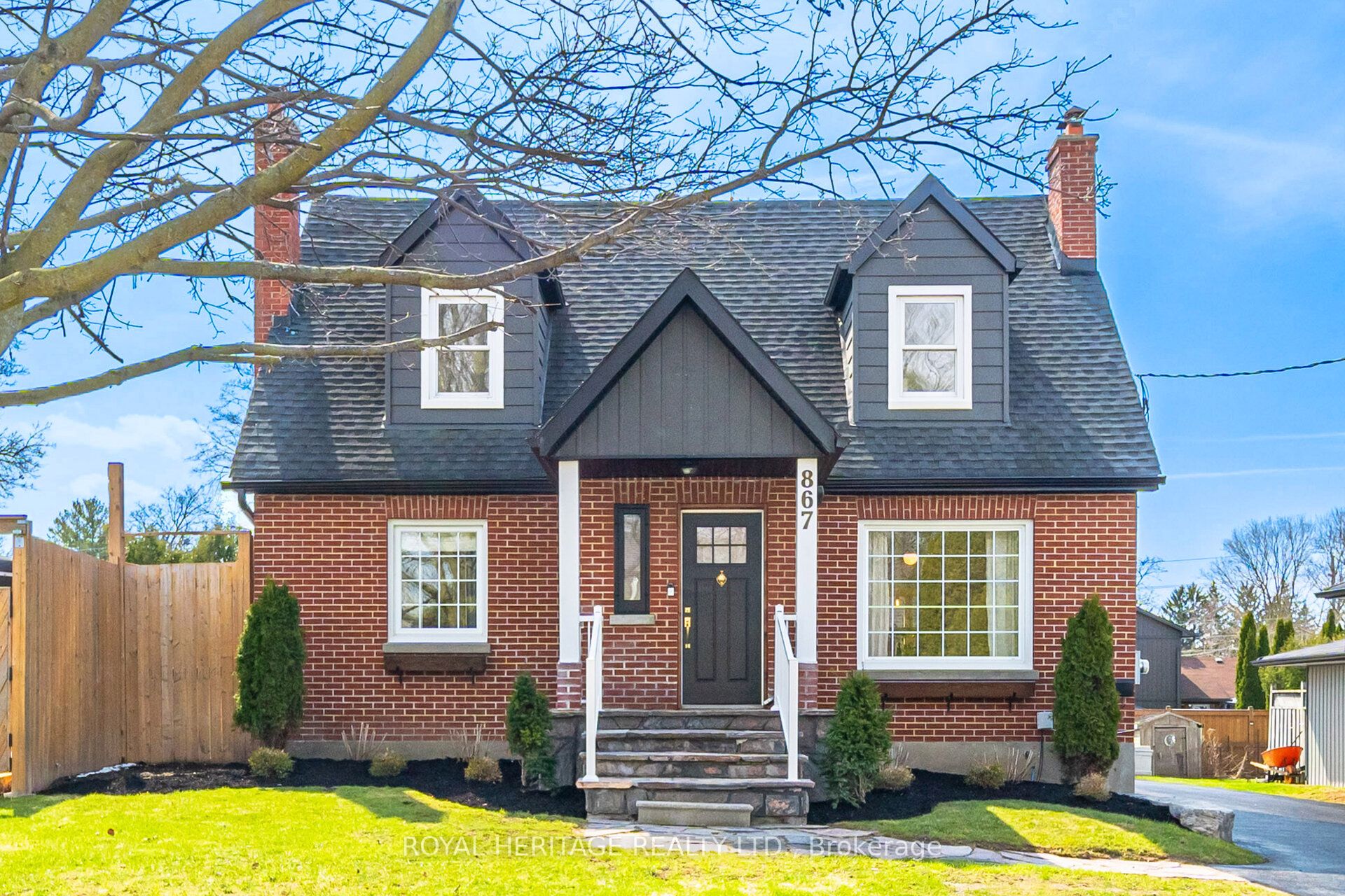867 Parklane Avenue, Oshawa, ON, L1G 1N7