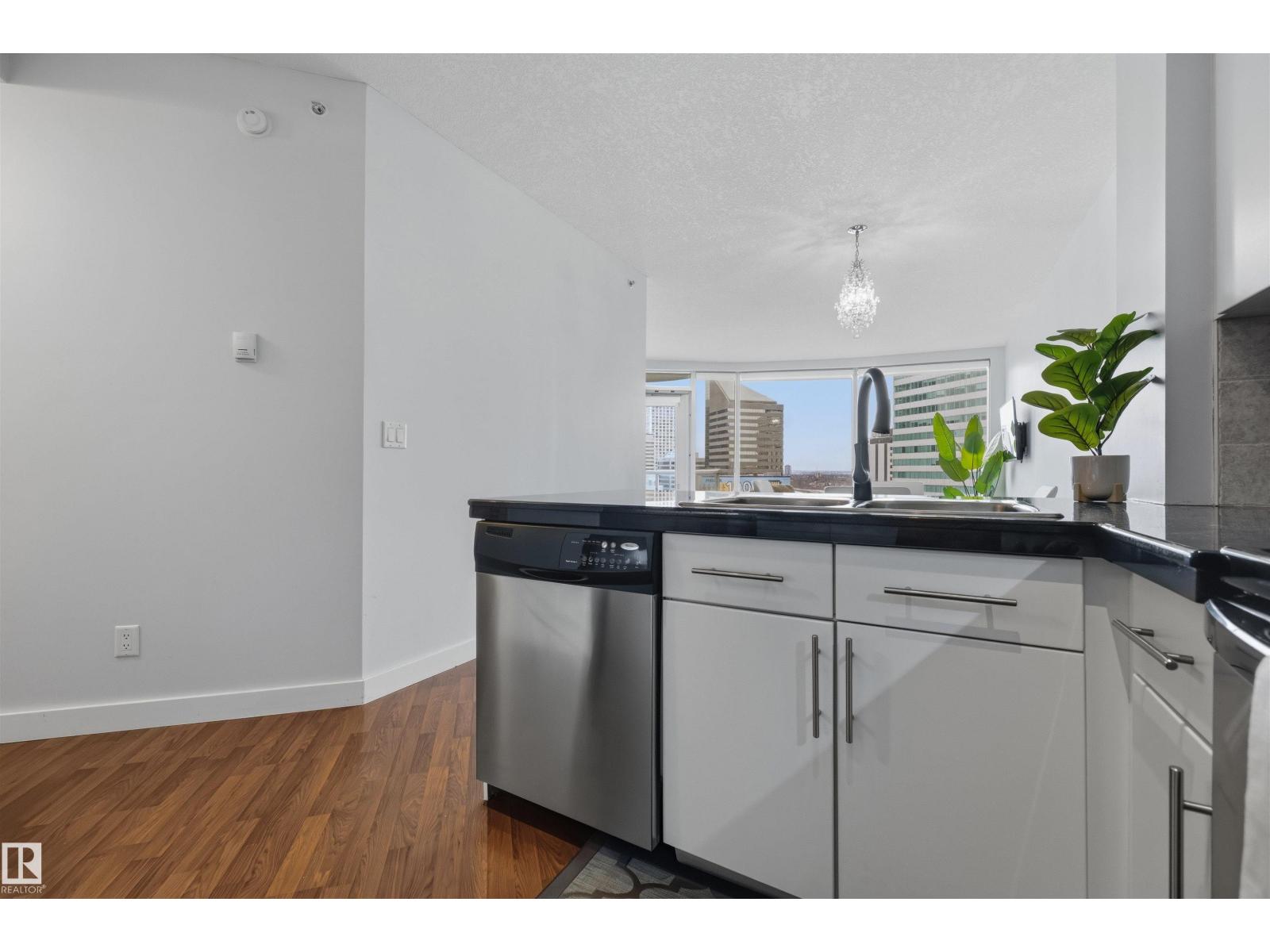 Additional image 5 of 1403-10136 104 Street NW, Edmonton, AB, T5J0B5