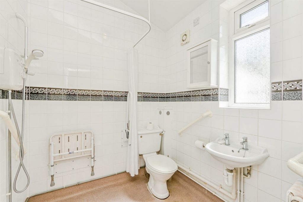 Additional image 6 of 4 bed end terrace house for saleAlbany Road, Roath, Cardiff CF24